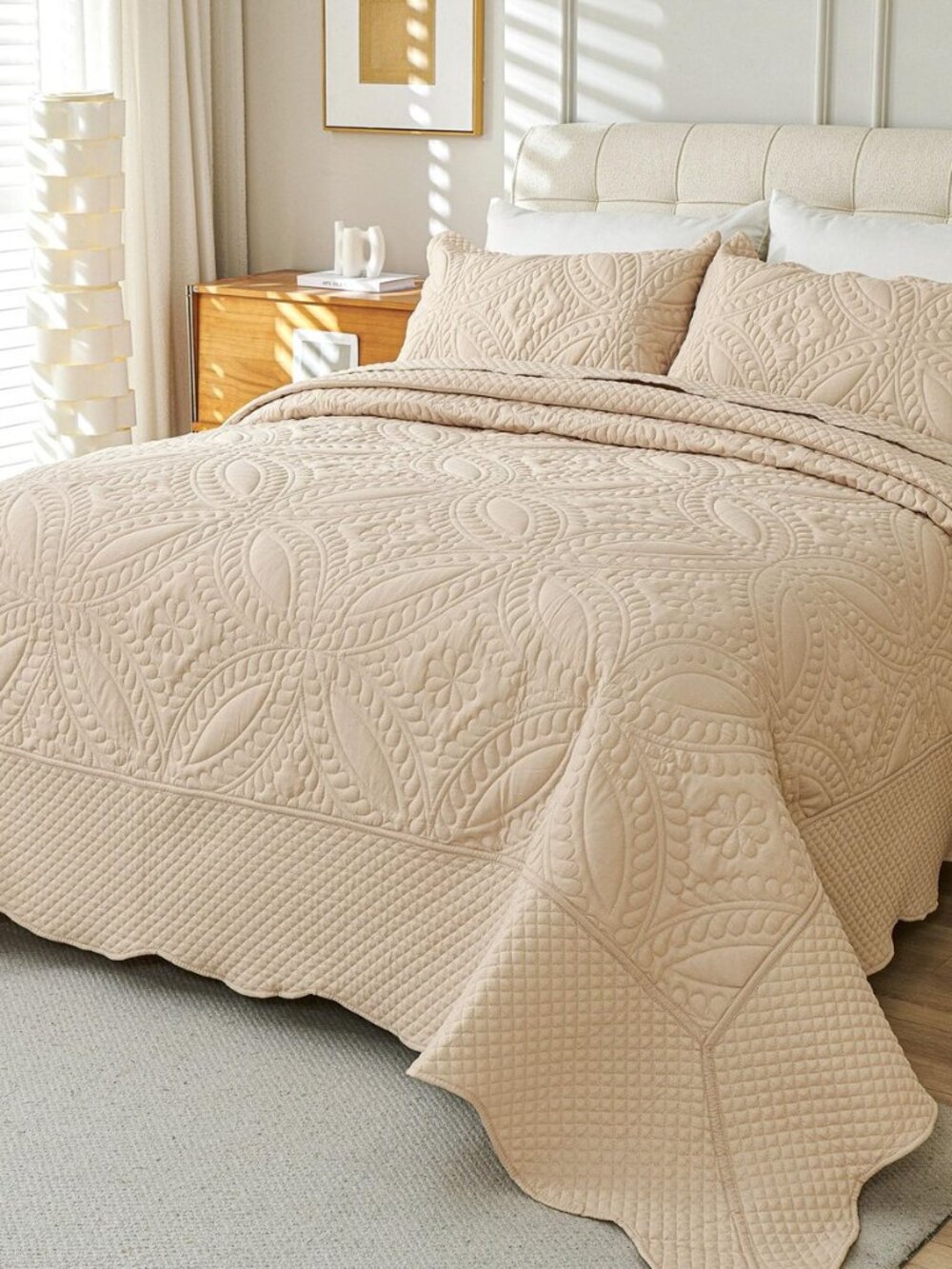 Oversized King Quilt Set Bedspread 120x120-Beige California King Quilts 3